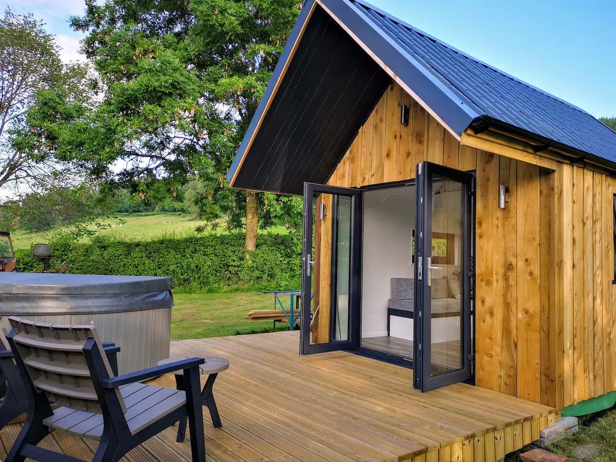 Cabin Exterior with Deck
